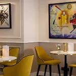 Park Lane Hotel
