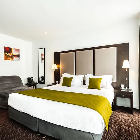 Park Lane Hotel 4*